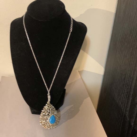 Beautiful necklace 18” - Picture 5 of 6